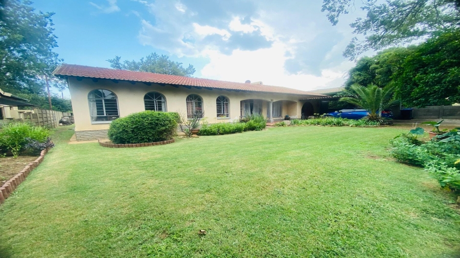 3 Bedroom Property for Sale in Vaalpark Free State